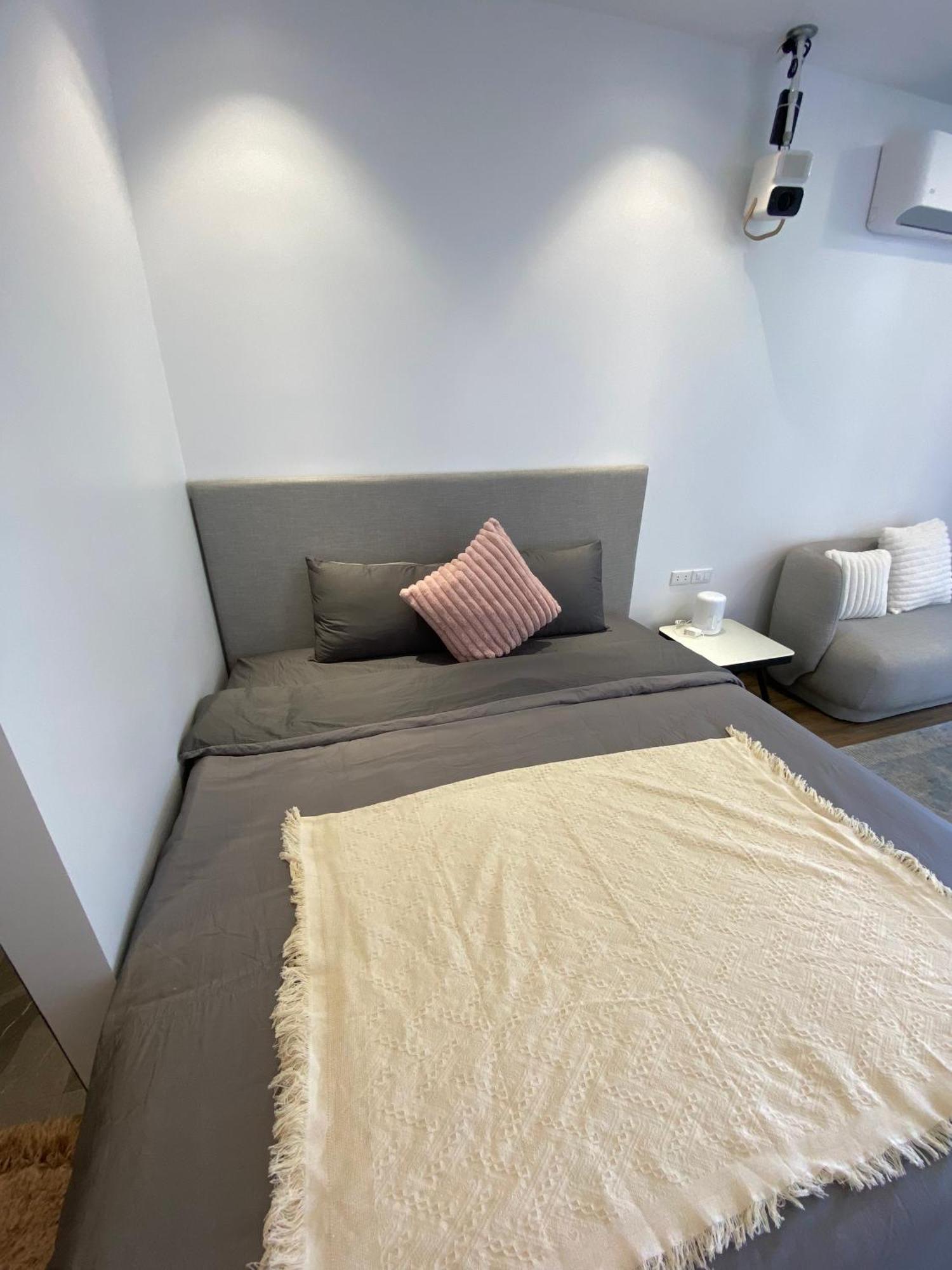 The Eudora Homestay Hai Phong Bagian luar foto