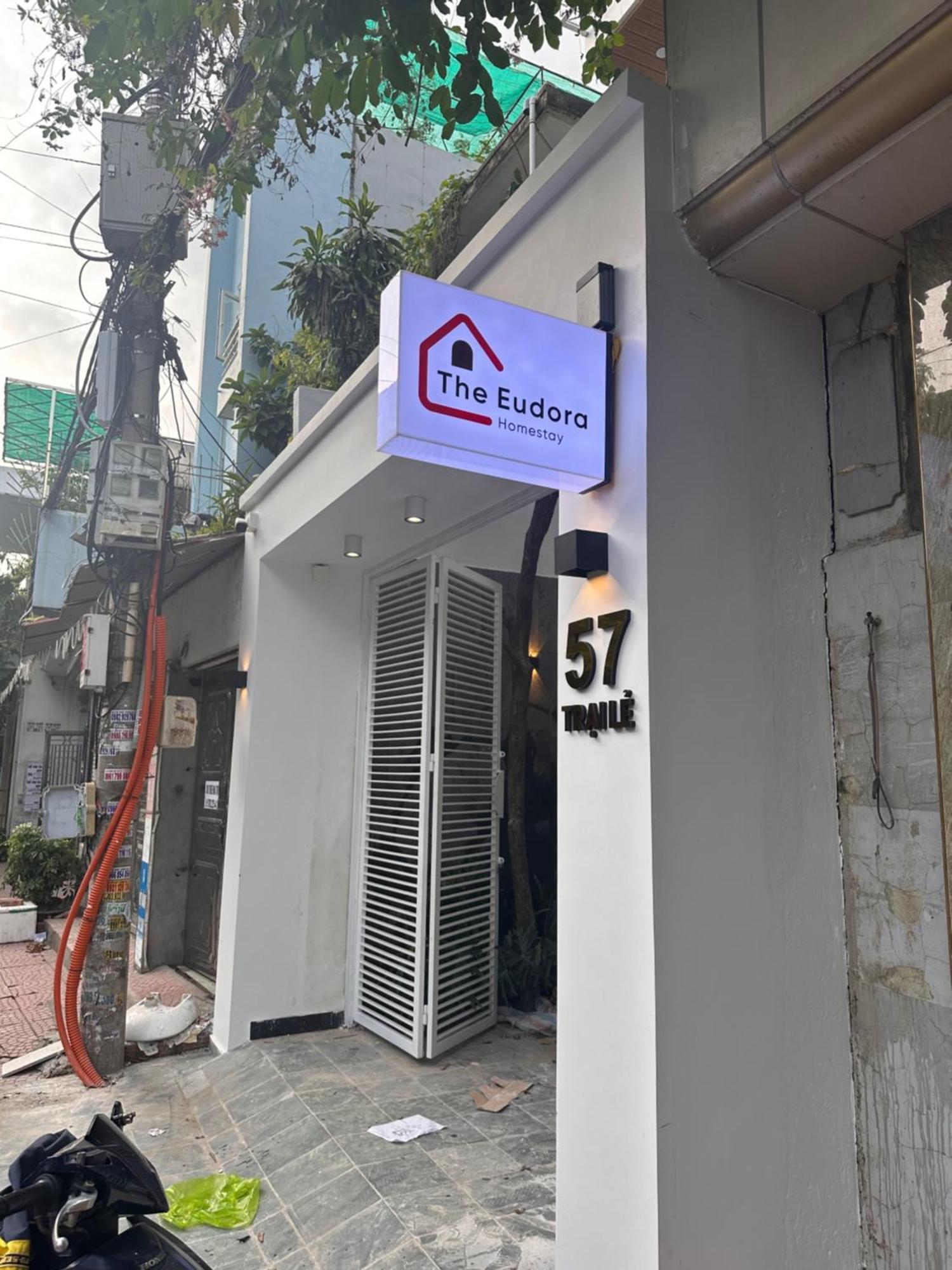 The Eudora Homestay Hai Phong Bagian luar foto